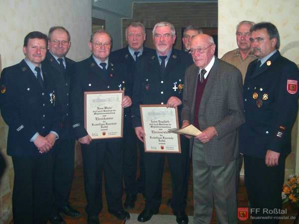 Bild 1 von 2 von links: Norbert S., Fritz Hetzel, Hans Winter, Fritz N&uuml;chterlein, Anton Engelhard, Hans Bauer, Georg Sch&uuml;tze, Helmut Arold und Reiner W..