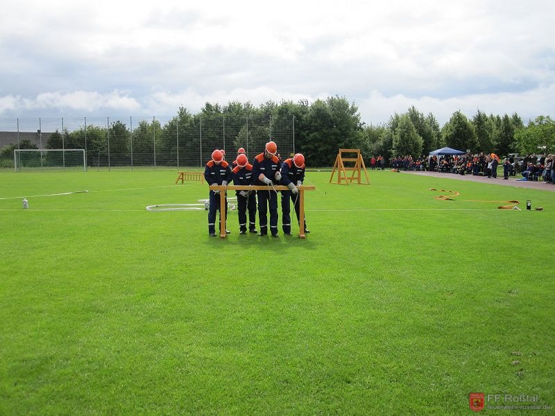 Bild 18 von 19 Jugendfeuerwehr Tuchenbach: Vorf&uuml;hrung des Bundeswettbewerbs der Deutschen Jugendfeuerwehr