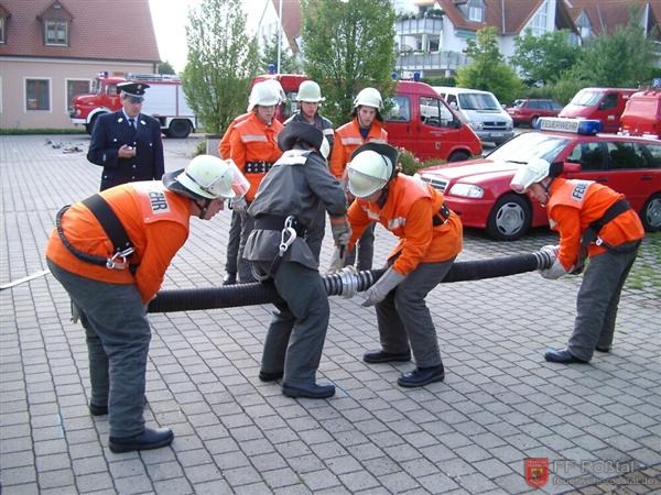 Bild 6 von 18 6. Pr&uuml;fung: Saugleitungkuppeln (max. 25 Sekunden)