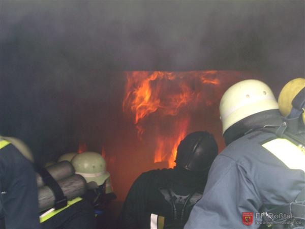 Bild 13 von 20 Brand&uuml;bungscontainer