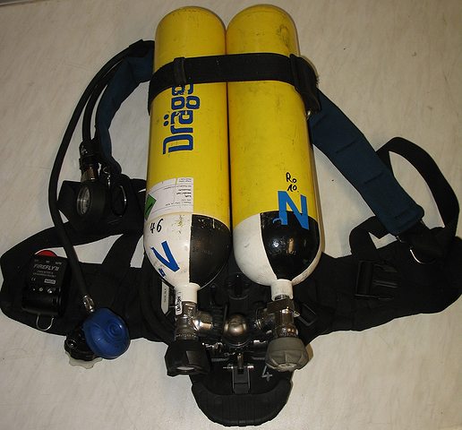 Bild des/der Ausr�stungsgegenstands/-gegenst�nde (Pressluftatmer)