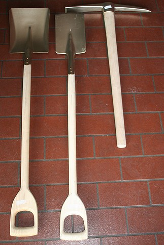 Bild des/der Ausr�stungsgegenstands/-gegenst�nde (Kreuzhacke)