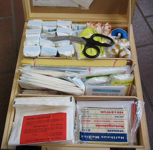 Bild des/der Ausr�stungsgegenstands/-gegenst�nde (Verbandkasten)