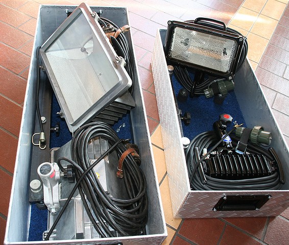 Bild des/der Ausr�stungsgegenstands/-gegenst�nde (Flutlichtstrahler)