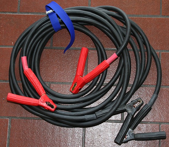 Bild des/der Ausr�stungsgegenstands/-gegenst�nde (Starthilfekabel)