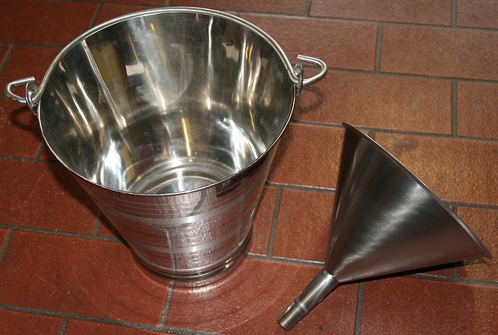 Bild des/der Ausr�stungsgegenstands/-gegenst�nde (Trichter)